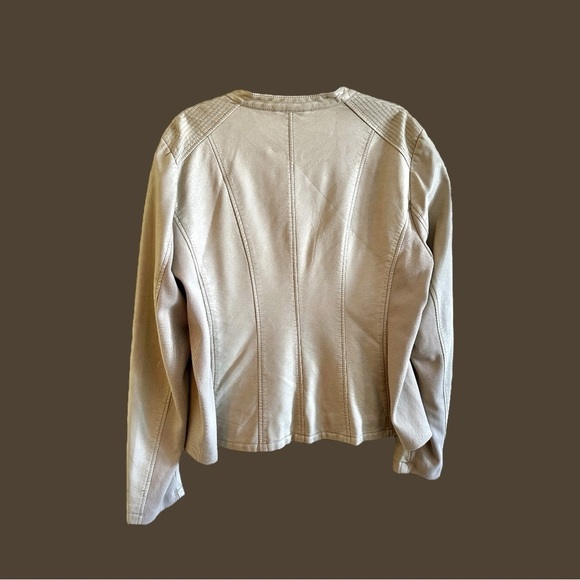 KENNETH COLE REACTION, NWOT, WOMENS IVORY COLOR, FAUX LEATHER JACKET. SIZE XXL - Picture 4 of 9